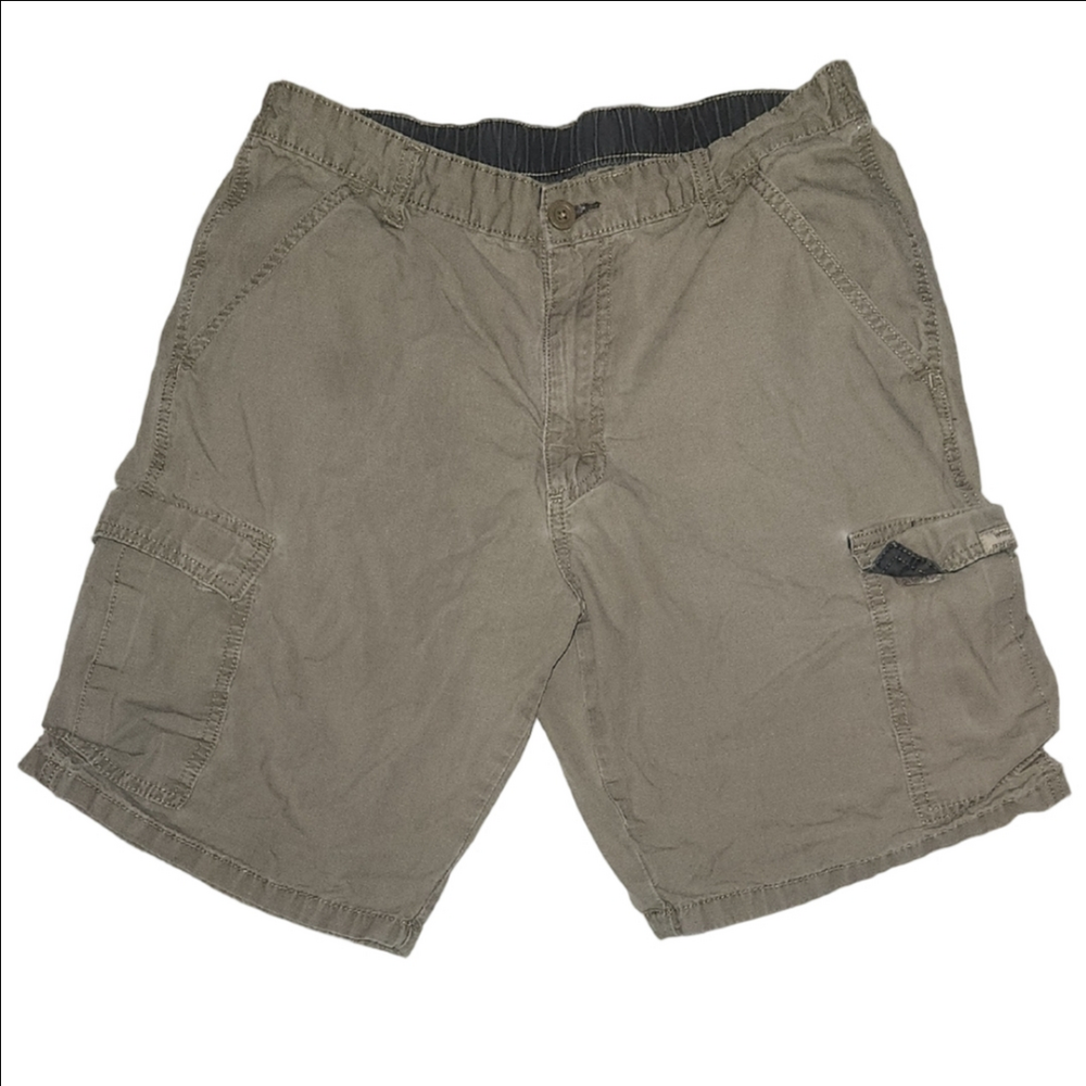 Wrangler Men's Khaki Cargo Shorts